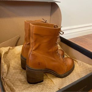 FRYE Karen Combat Boot